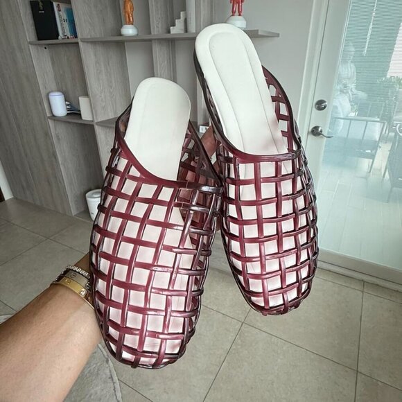 Shoes - Women Jelly Shoes Clear Mesh Slides Summer Beach Flats Size 7